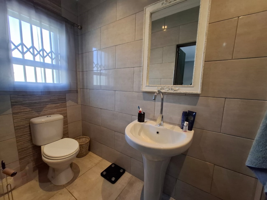 3 Bedroom Property for Sale in Heuwelsig Free State